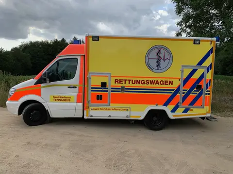 MB Sprinter 516 WAS Seitenansicht RTW