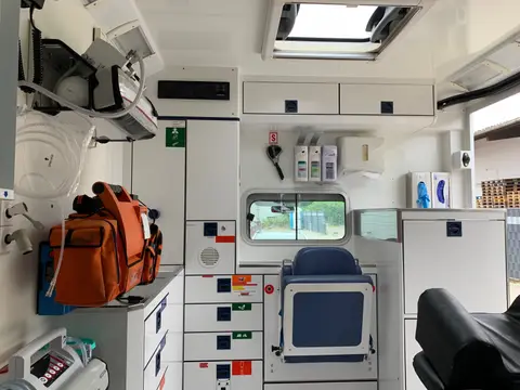 MB Sprinter 516 WAS Stirnwand RTW