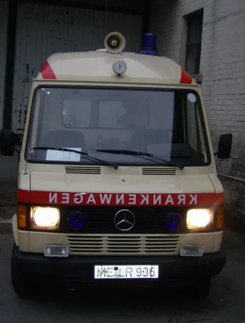 MB207 9 85 01 Frontansicht ex. KTW1 2334