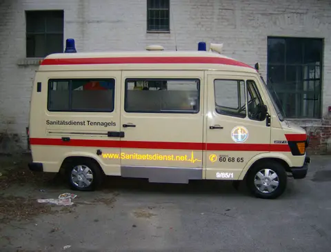 MB207 9 85 01 Seitenasnicht2 ex. KTW1 F823
