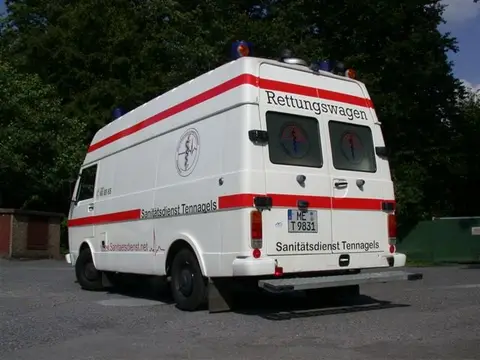 VW LT 9 83 01 Heckansicht ex. RTW1 12AB