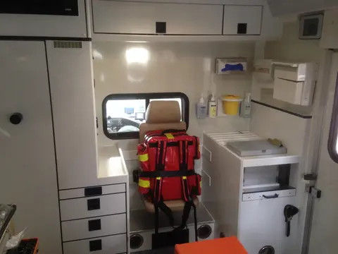 VW LT2 1 83 01 Patientenraum ex.RTW1 FFCD